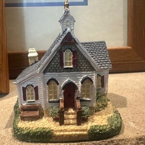 BERGMAN'S CLOCK SHOP: Liberty Square Vintage miniature house